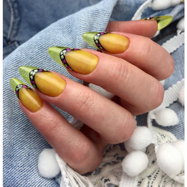 Hello Yellow Gel Polish 7ml - Image 3